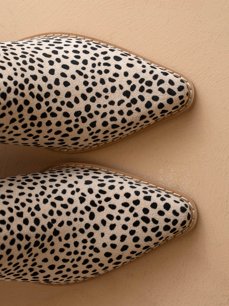Vivi Cheetah Booties