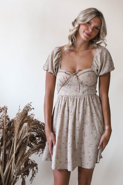 Sweetheart Puff Sleeve Dress